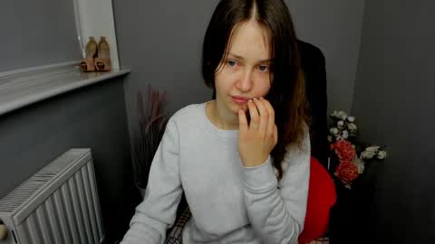 Afina online show from February 2025 07:37:01 AM