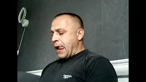 Sasha online show from October 2025 07:18:02 AM