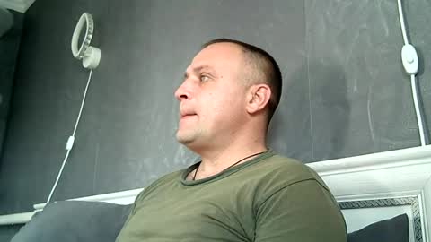 Sasha online show from November 2025 07:40:01 AM