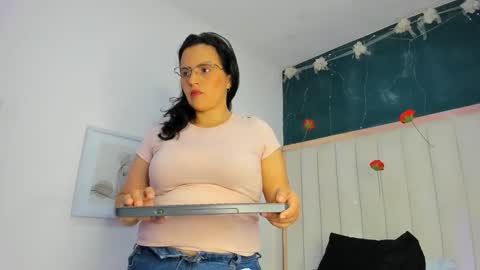 Snapshot of africa_holmes chatting on February 2026 02:18:01 AM Africa online show from February 2026 02:18:01 AM