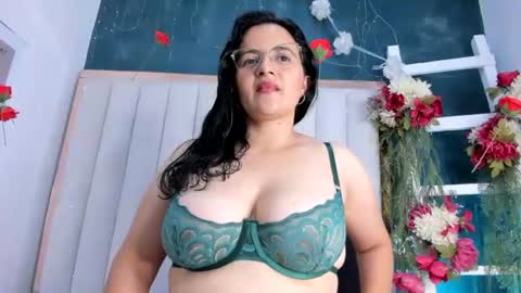 Snapshot of africa_holmes chatting on June 2026 02:43:02 AM Africa online show from June 2026 02:43:02 AM