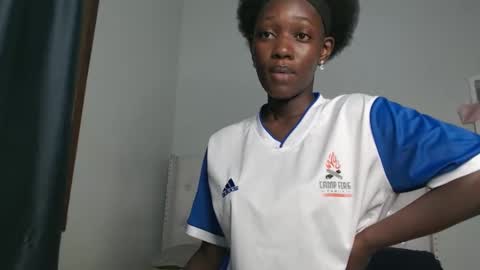 CIARA online show from November 2025 11:03:01 AM