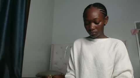 CIARA online show from November 2025 10:37:02 AM