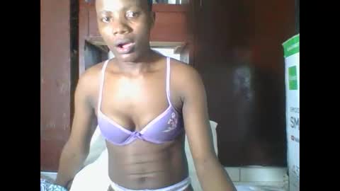 PHOEBE online show from April 2026 06:05:01 PM