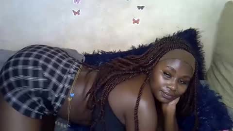 Snapshot of afrii_kity chatting on May 2026 01:56:01 AM afrii_kity online show from May 2026 01:56:01 AM