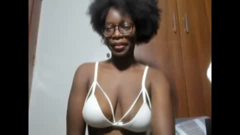 Leah online show from December 2024 12:19:02 AM