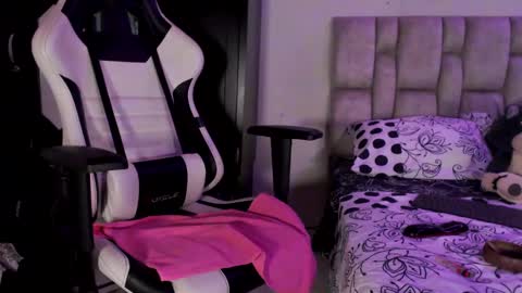 Snapshot of afrodita096 chatting on February 2025 12:53:02 AM afrodita096 online show from February 2025 12:53:02 AM