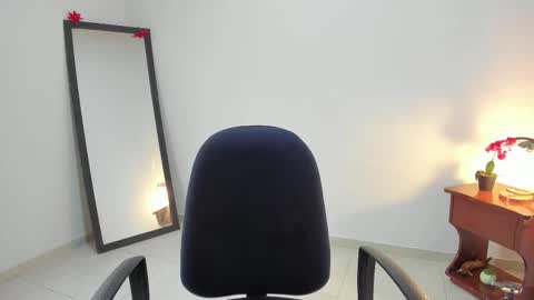 Lorena online show from March 2026 02:32:02 PM