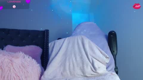 Snapshot of afrodita_rouxe chatting on October 2025 11:38:02 PM Afrodita online show from October 2025 11:38:02 PM