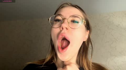 Kind sensual Emma fav pattern 2266 online show from March 2026 04:07:01 AM