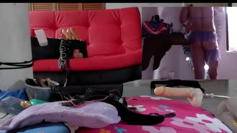 Snapshot of afroditacute16 chatting on September 2025 06:24:01 PM afroditacute16 online show from September 2025 06:24:01 PM