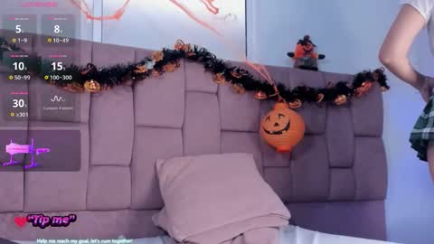 ANGEL online show from October 2025 09:01:01 PM