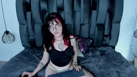 Afrodita online show from October 2025 08:16:02 PM