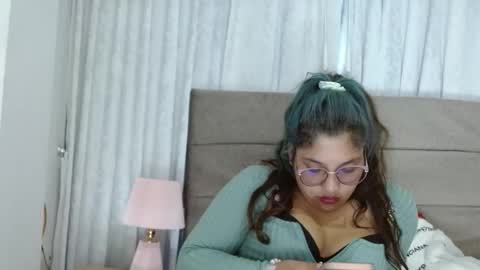 Afrodita Booms online show from October 2025 09:26:02 PM