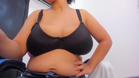 Snapshot of agata18_ chatting on June 2026 07:36:01 PM A G A T A online show from June 2026 07:36:01 PM