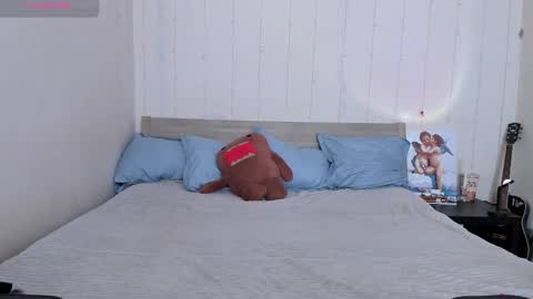 Eva online show from September 2025 03:50:02 AM