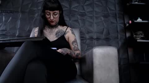 Snapshot of agata_darkness chatting on December 2025 08:59:01 PM Miss Agata online show from December 2025 08:59:01 PM