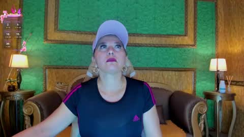 Snapshot of agata_jade chatting on June 2026 11:53:01 AM Agata online show from June 2026 11:53:01 AM