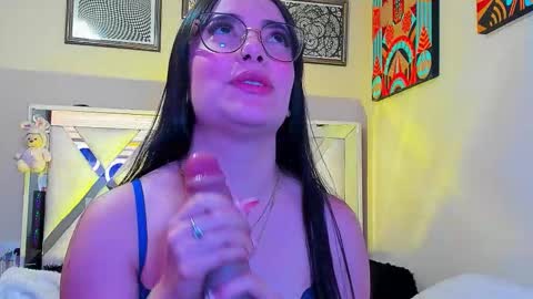 Agata  online show from November 2025 09:51:02 PM