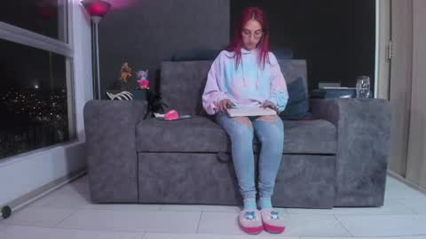 Agata Collinss online show from February 2025 03:54:01 AM