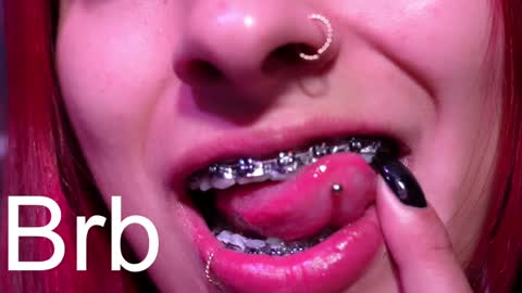 Agata Collinss online show from September 2025 06:24:01 AM