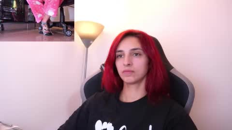 Agata Collinss online show from February 2026 03:54:02 PM