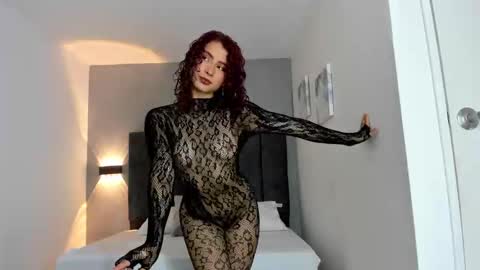 Agata Liz  online show from October 2025 05:11:01 PM