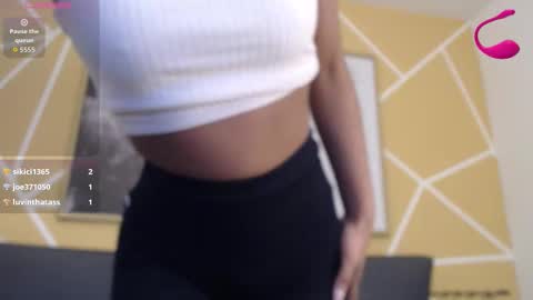 agatha_amaya online show from October 2025 02:35:02 PM
