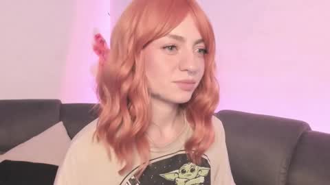 Camila     2 online show from October 2025 11:11:02 PM