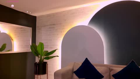 Agatha online show from October 2025 06:38:02 PM