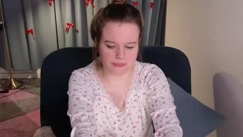 agatthgris online show from February 2026 09:46:01 PM