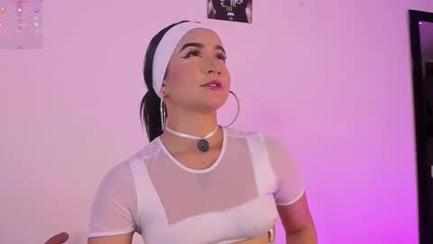 Maggie   online show from January 2026 10:24:02 PM