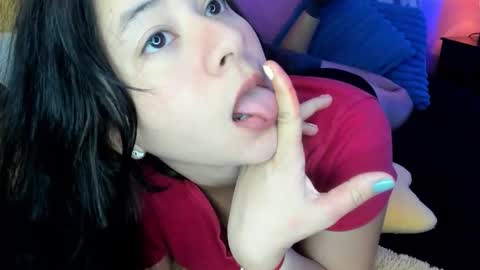  ines  online show from November 2025 01:44:01 PM