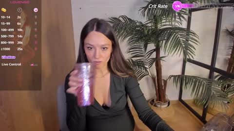 Snapshot of agnes_sky chatting on December 2024 08:40:02 PM Agnes online show from December 2024 08:40:02 PM