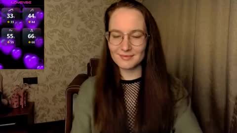 Agnes online show from November 2025 08:25:02 PM