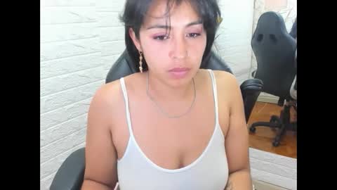 Ahisha online show from December 2024 10:39:02 PM