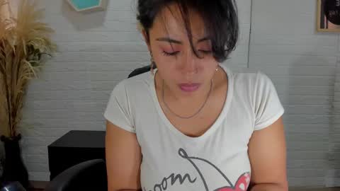 Ahisha online show from March 2025 03:07:01 PM