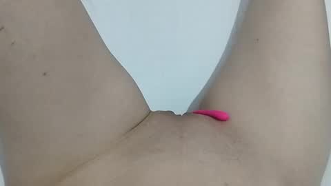 Snapshot of ahsexi chatting on December 2025 08:27:01 PM Taylor online show from December 2025 08:27:01 PM