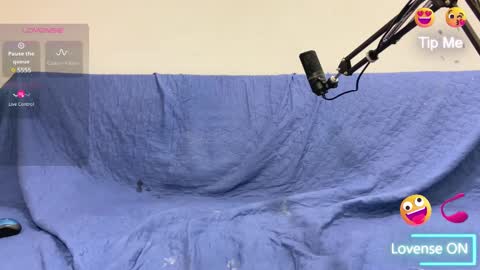 AHSLEY online show from February 2025 04:58:02 PM