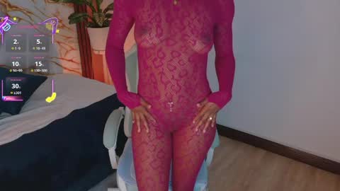 Snapshot of ahvi_ebony chatting on May 2026 08:57:02 PM Ahvi Ebony online show from May 2026 08:57:02 PM
