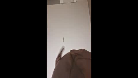 ahzakks1 online show from April 2026 10:53:01 PM