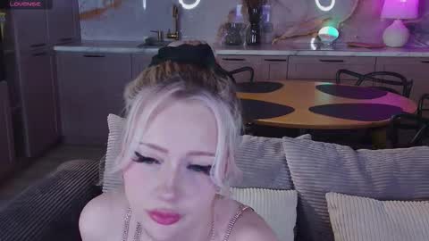 Snapshot of ai_kiyoko chatting on January 2026 11:20:01 PM Lexi online show from January 2026 11:20:01 PM