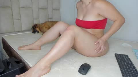 karoline  online show from January 2025 09:52:02 PM