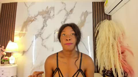 Aida  online show from February 2025 12:08:01 PM