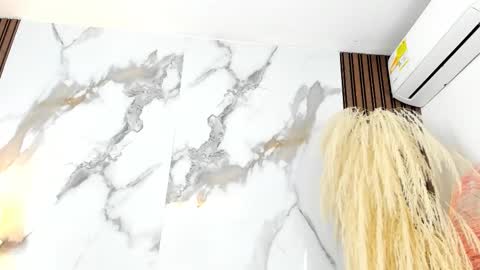 Aida  online show from February 2025 02:25:01 PM