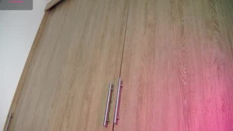 Aida  online show from November 2025 12:16:02 PM