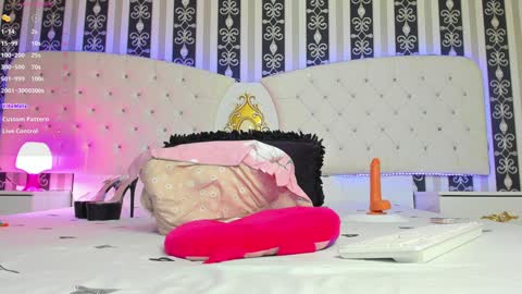 aidasina online show from January 2025 11:11:01 PM