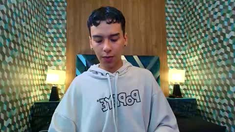 aiden_royce online show from October 2025 03:35:01 AM