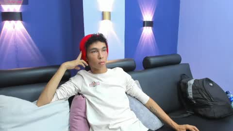 Aiden online show from May 2026 08:03:02 PM