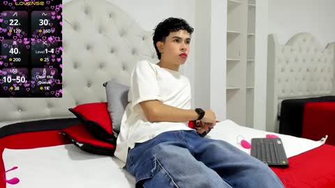 Aiden  online show from February 2025 11:56:01 AM